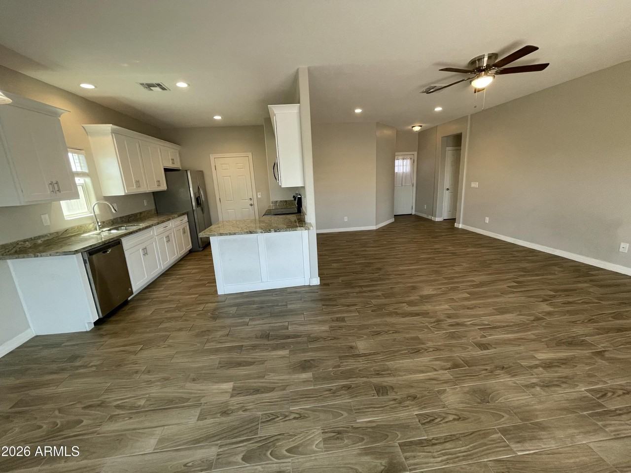 11176 W Cambria Cir - Photo 2 of 16