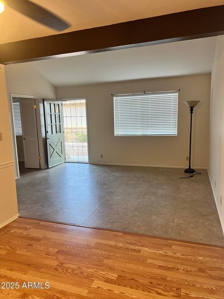6604 S Lakeshore Dr #D - Photo 2 of 19