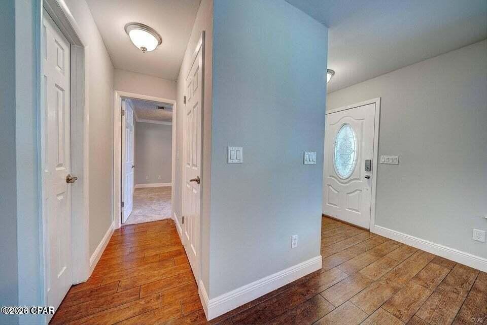 350 Greenwood Cir - Photo 6 of 34