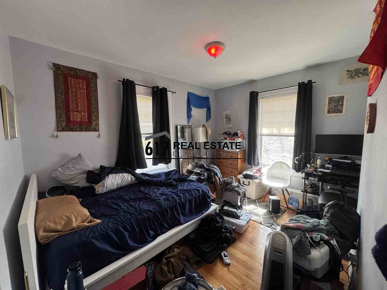 122 Franklin St #2 - Photo 4 of 12