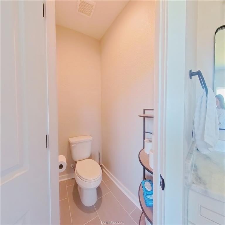 2105 Aleppo Ct - Photo 4 of 43
