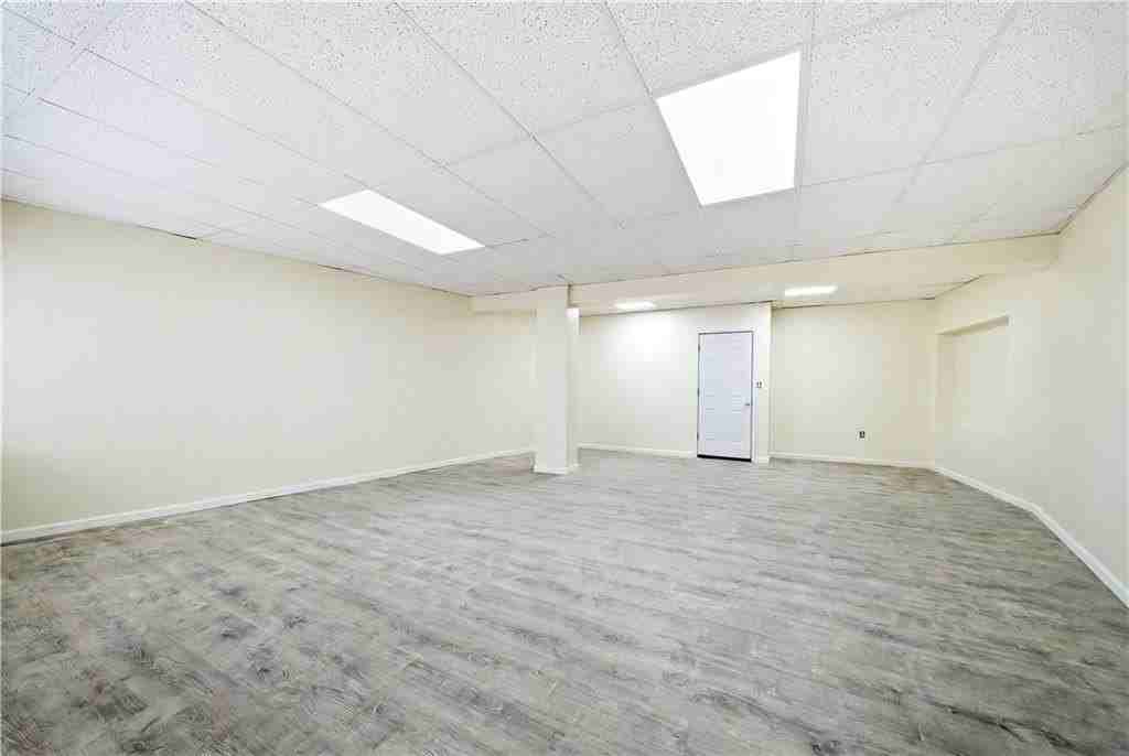 5702 Kings Hwy - Photo 5 of 9