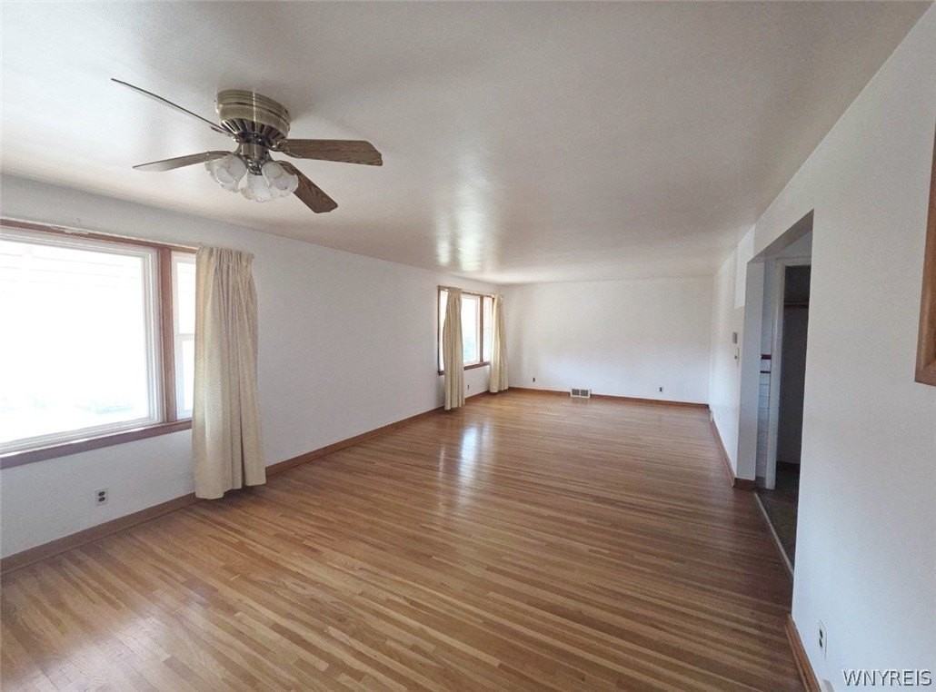 181 Willett St - Photo 6 of 21