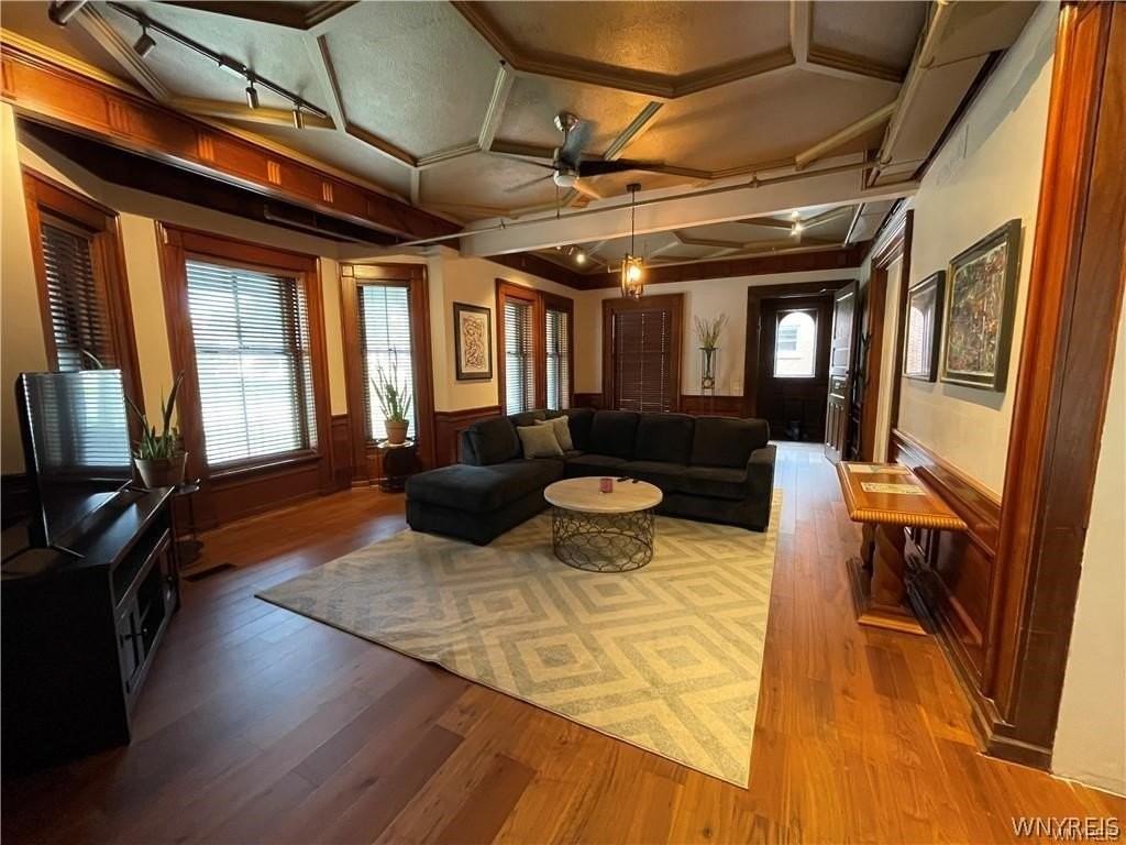 1115 Delaware Ave #1stFL - Photo 2 of 36