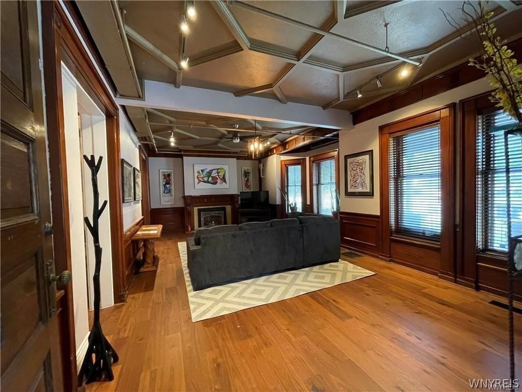 1115 Delaware Ave #1stFL - Photo 3 of 36