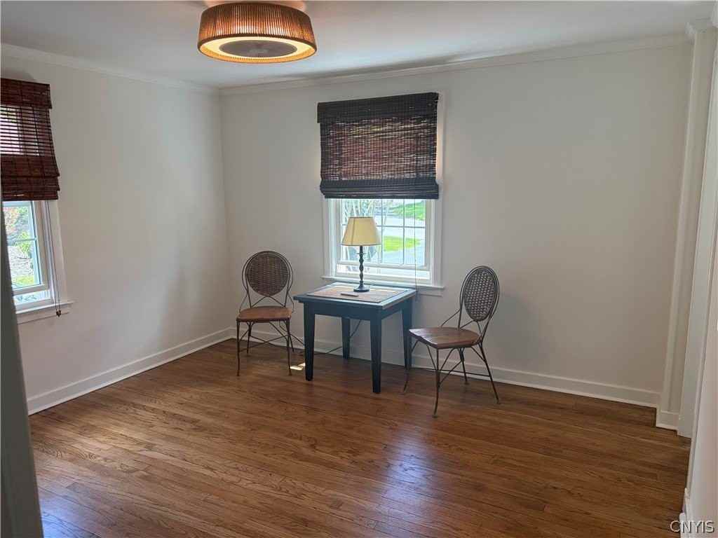 240 Ferncliff Ave - Photo 3 of 10