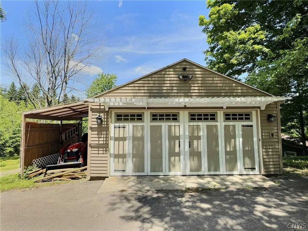 1783 Traverse Rd - Photo 2 of 28