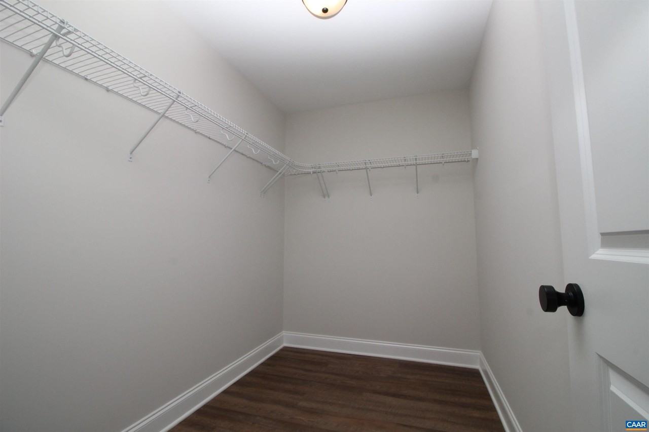 179 Langley Dr - Photo 7 of 15