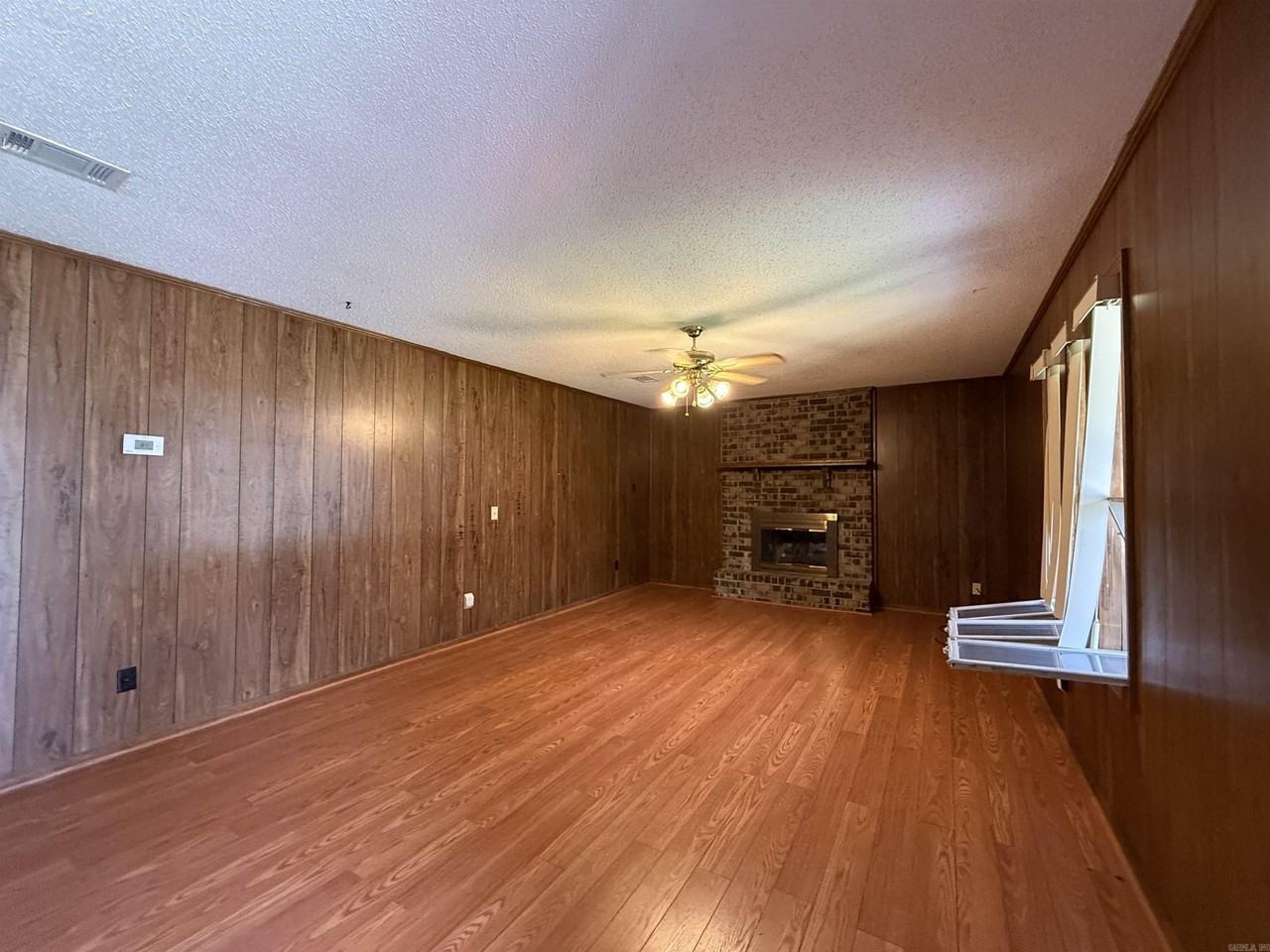 14106 Ridgewood Dr - Photo 6 of 19