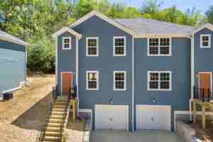 featured image of 1070 E Elmwood Dr
