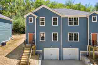 1070 E Elmwood Dr - Photo 1 of 1