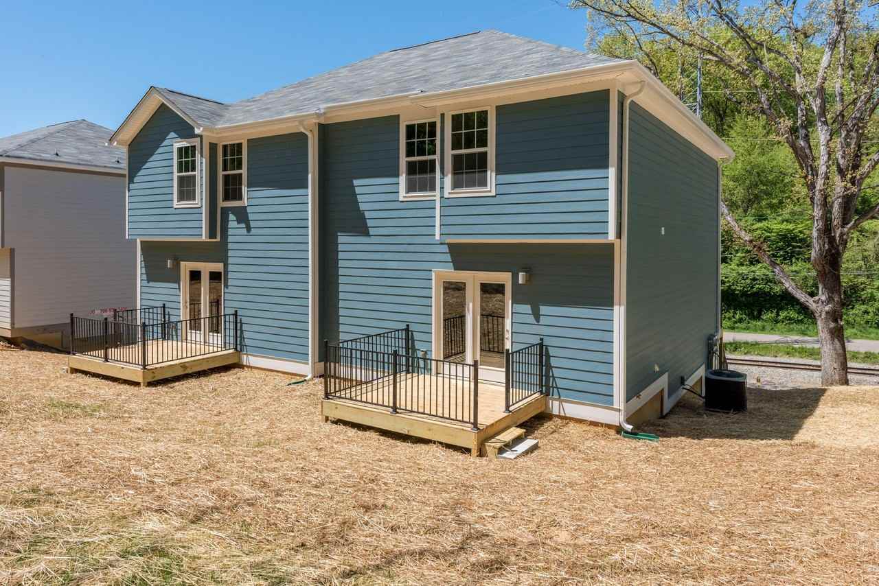 1070 E Elmwood Dr - Photo 6 of 23