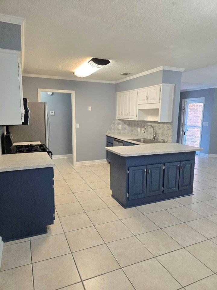 4517 Mayo Dr - Photo 2 of 26