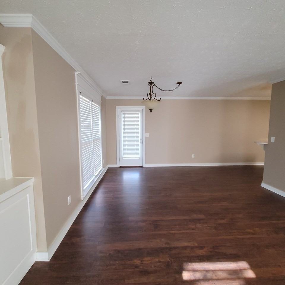 7108 Vinings Way - Photo 5 of 14
