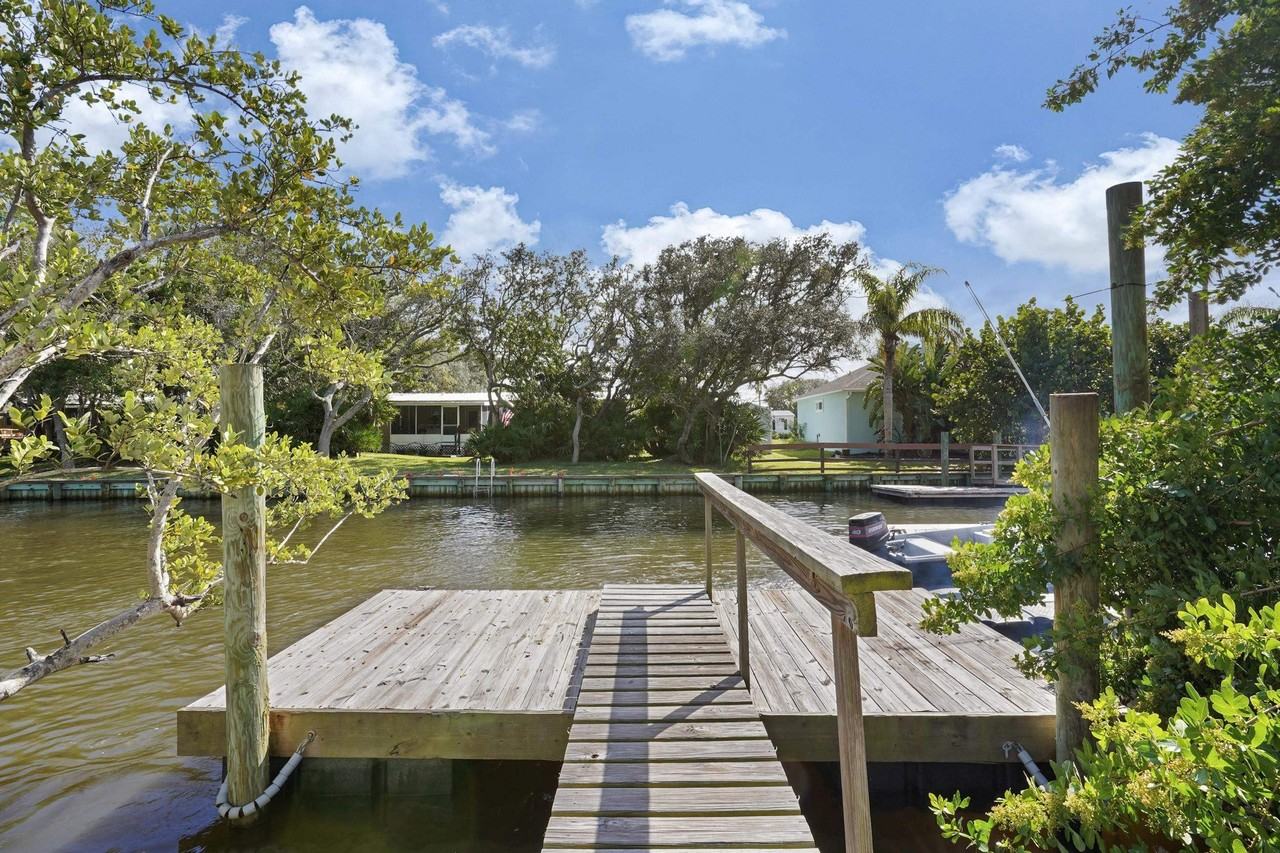 231 Majorca Rd - Photo 3 of 33