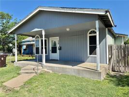 featured image of 710 E C Ave