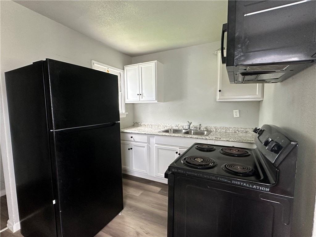 2122 Harvard St - Photo 7 of 7