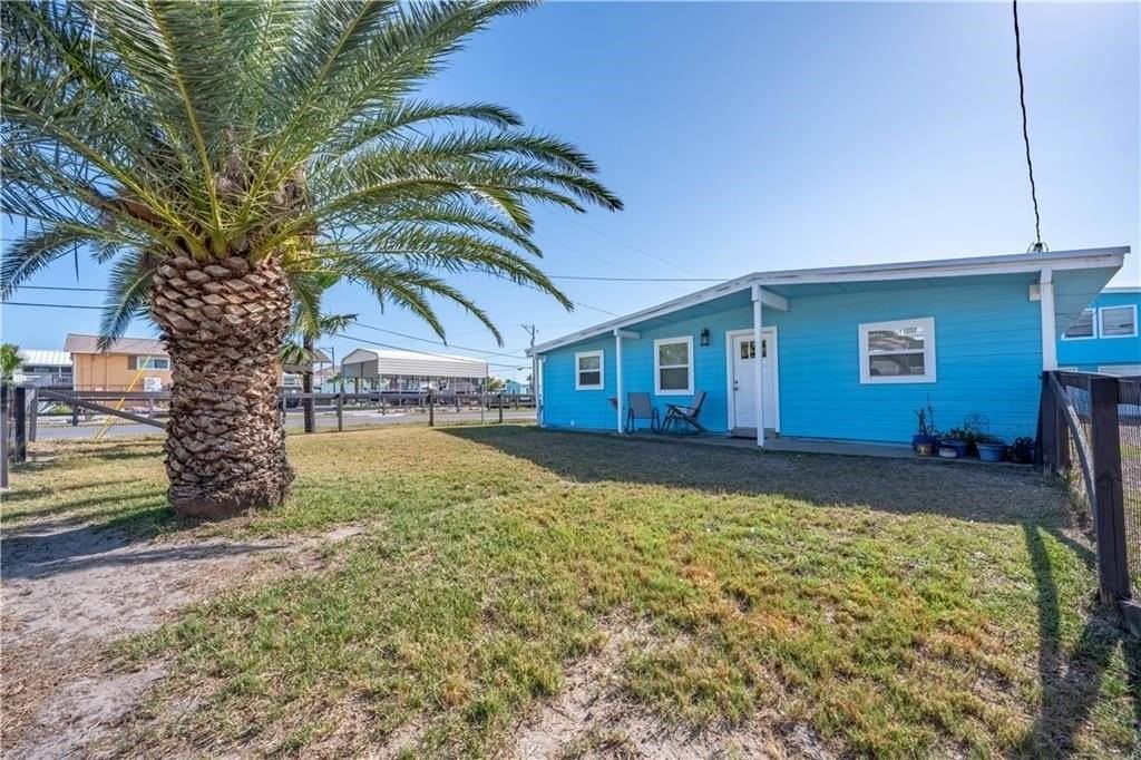 622 S Sandpiper - Photo 2 of 30