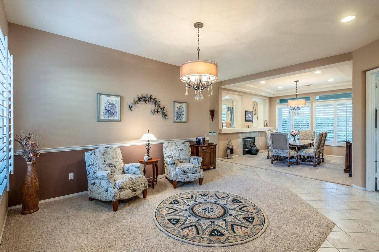 80571 Hoylake Dr - Photo 3 of 38