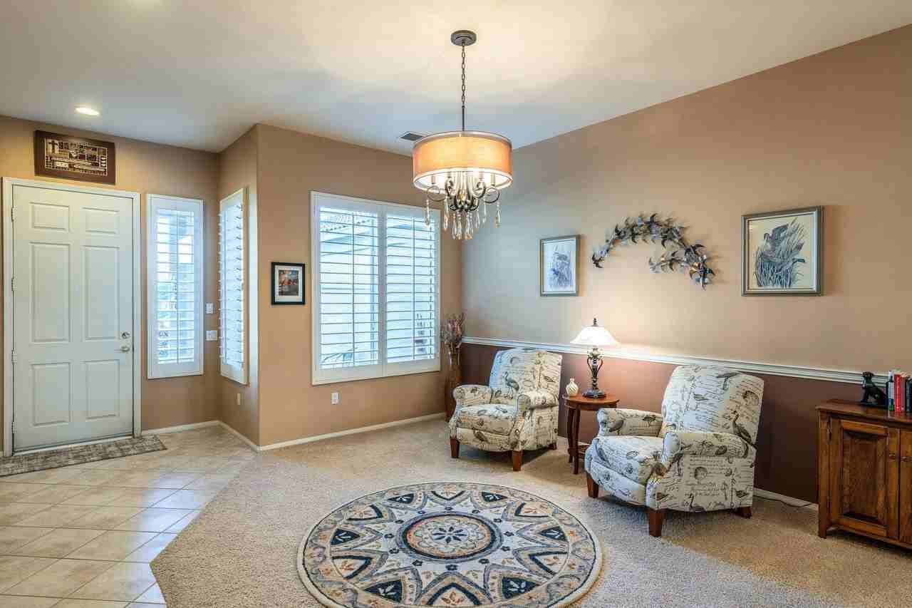 80571 Hoylake Dr - Photo 4 of 38