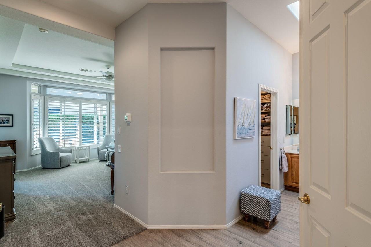 80571 Hoylake Dr - Photo 7 of 38