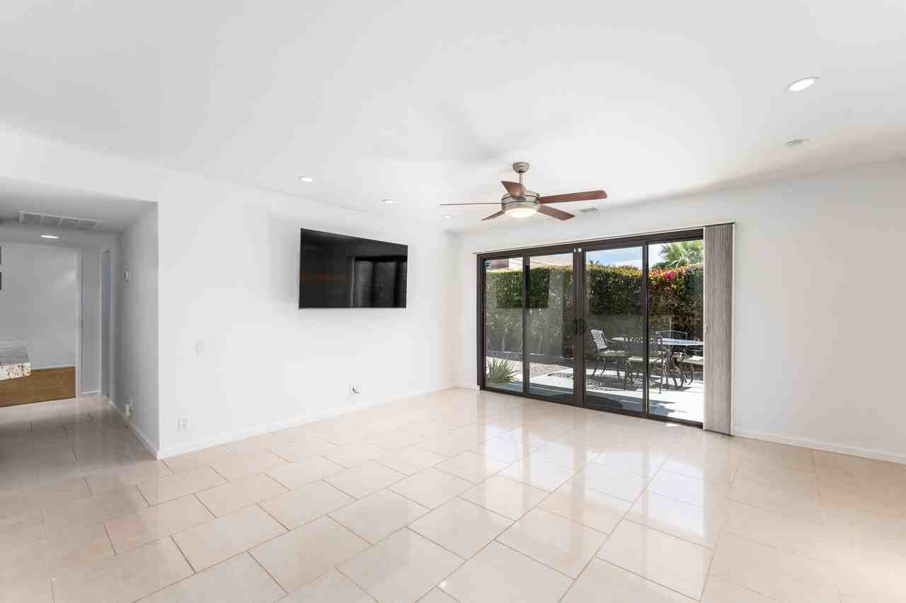 1111 E Ramon Rd #29 - Photo 4 of 39