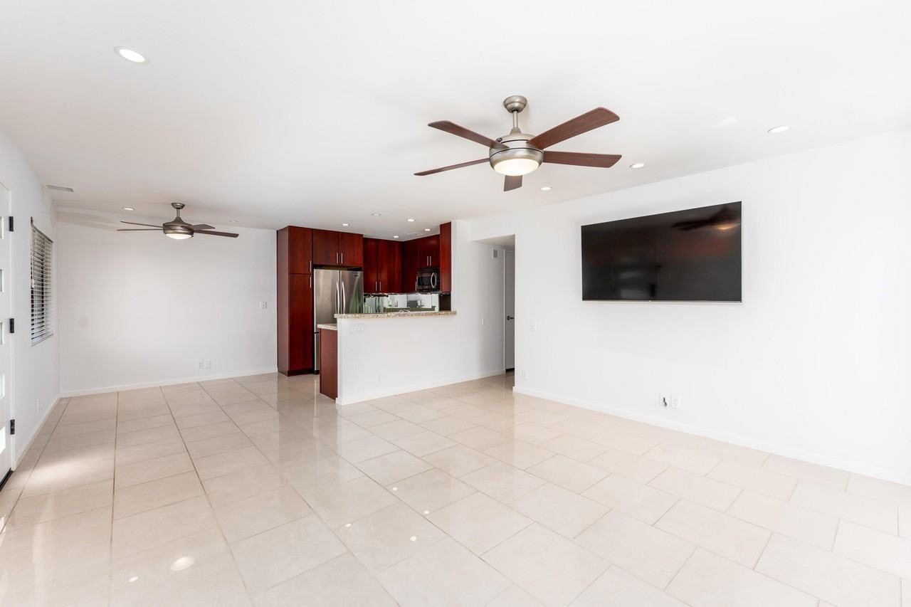 1111 E Ramon Rd #29 - Photo 5 of 39