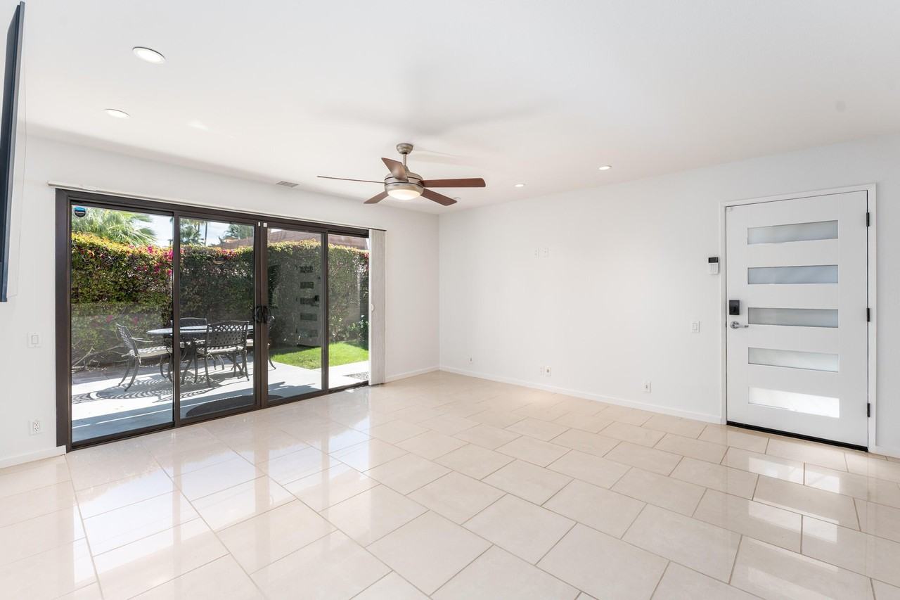 1111 E Ramon Rd #29 - Photo 6 of 39