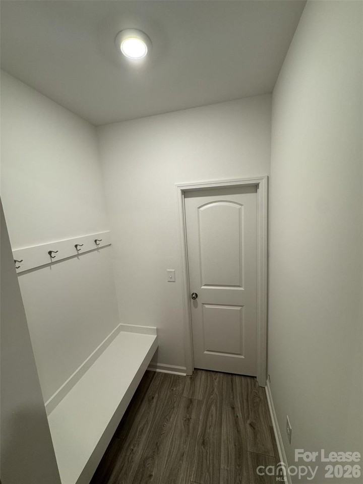 495 Switch St - Photo 5 of 16
