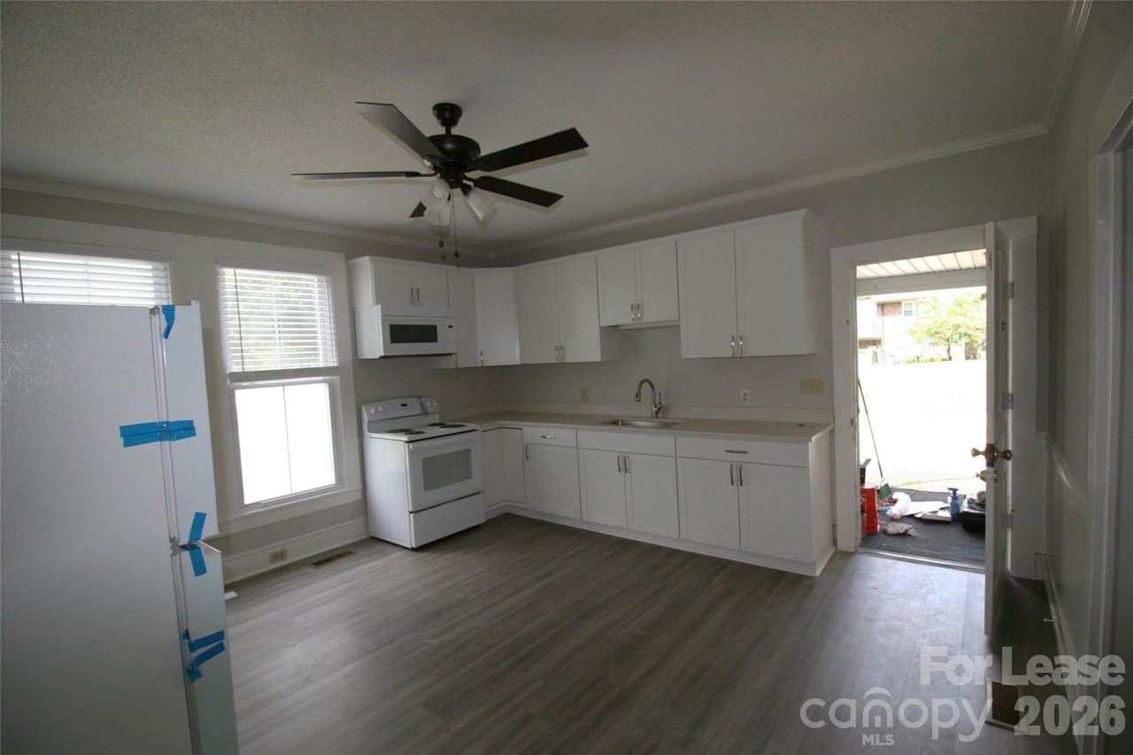 316 N Government St - Photo 7 of 27