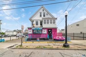featured image of 714A Madison Ave
