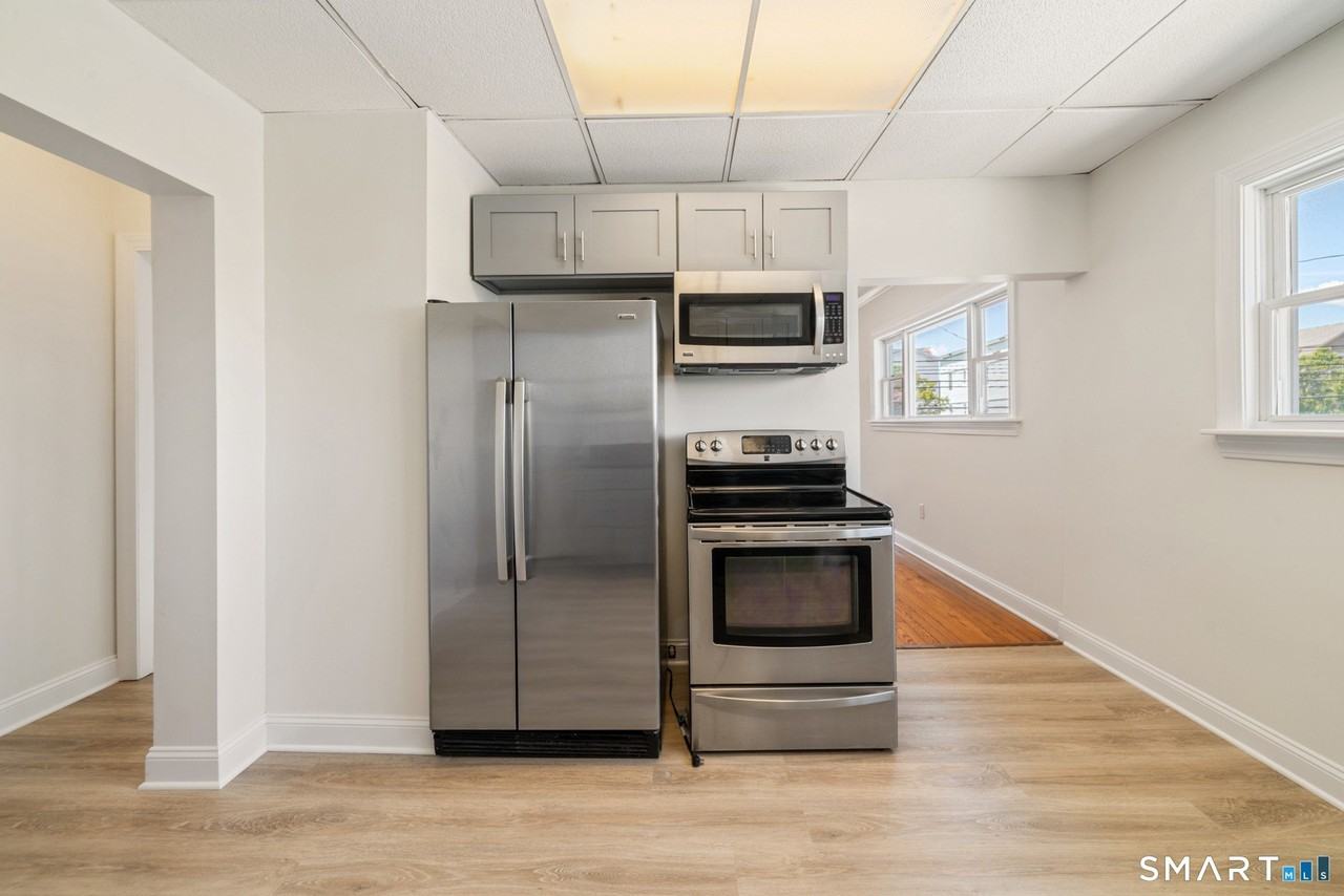 714A Madison Ave - Photo 5 of 20