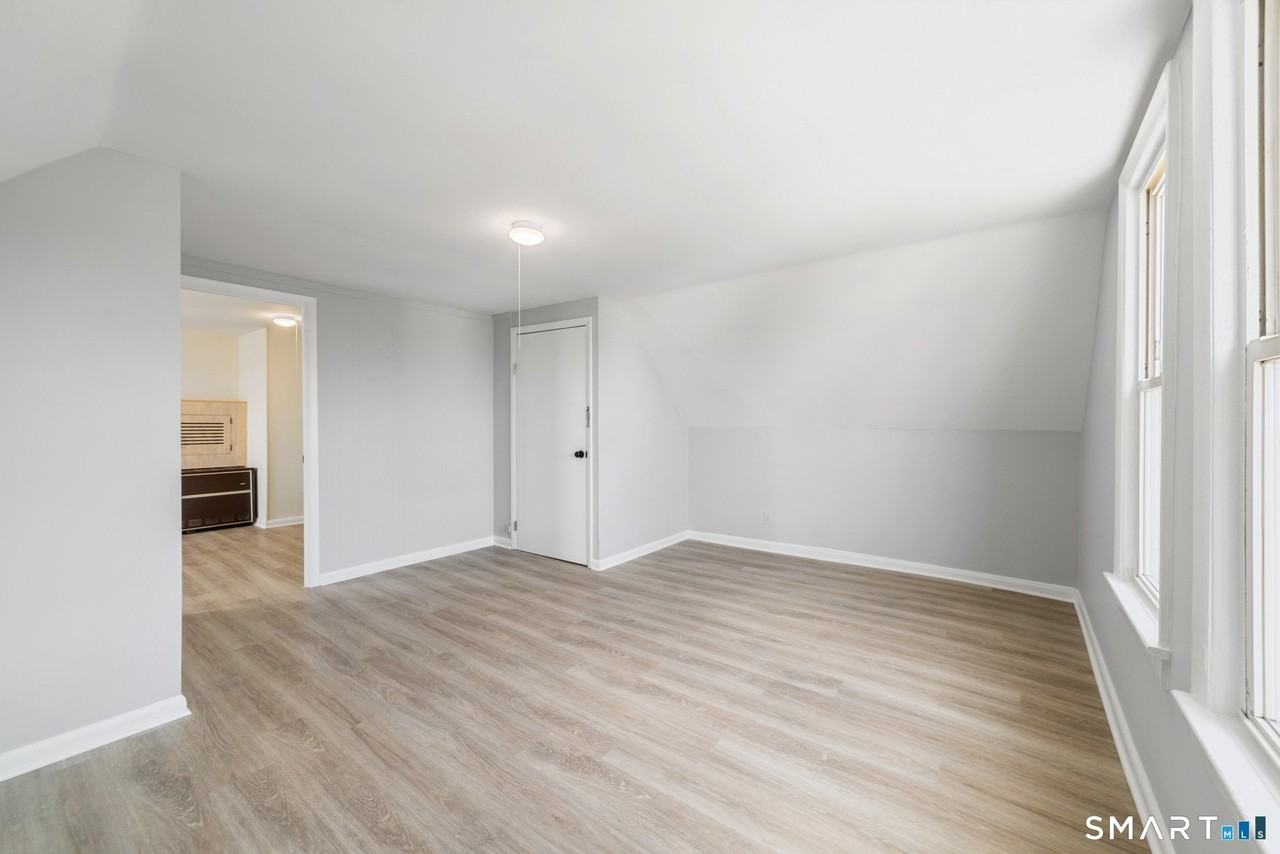 714B Madison Ave - Photo 3 of 16