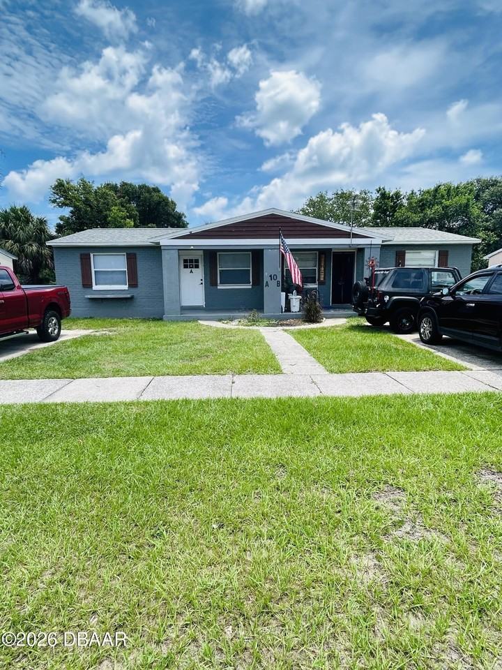 10 Byron Ellinor Dr #A - Photo 2 of 15
