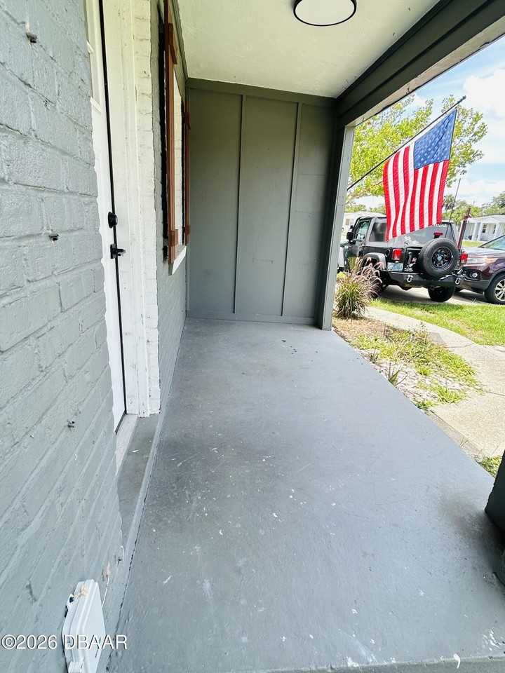 10 Byron Ellinor Dr #A - Photo 4 of 15