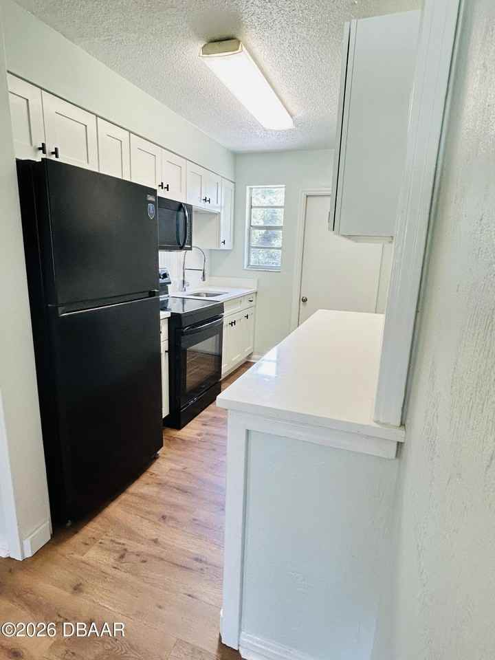 10 Byron Ellinor Dr #A - Photo 6 of 15