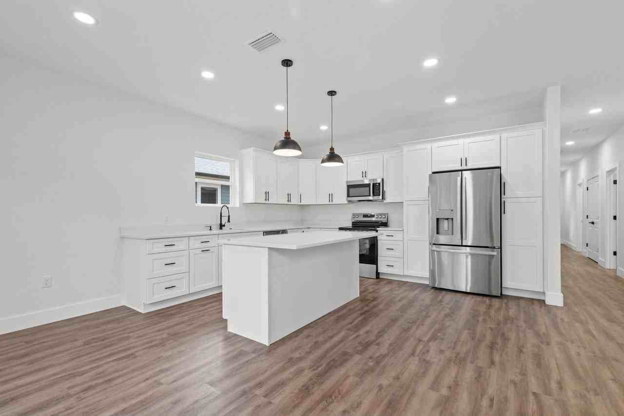 5 Central 7th St - Photo 3 of 23