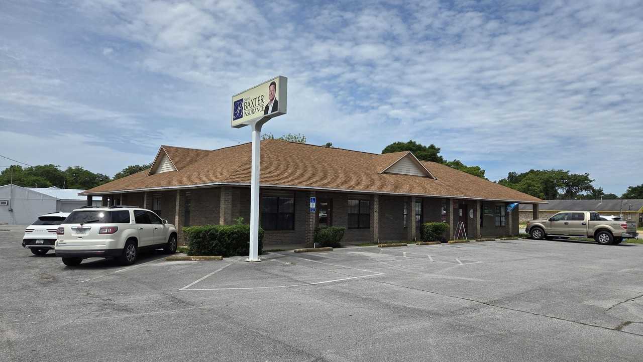 327 Racetrack Rd Ne #A - Photo 2 of 16