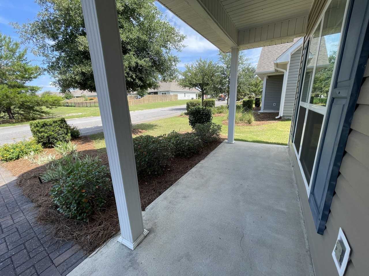 186 Cornelia St - Photo 2 of 25