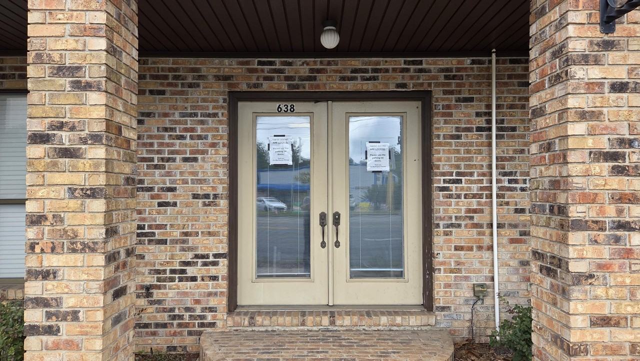 638 N Ferdon Blvd - Photo 7 of 12