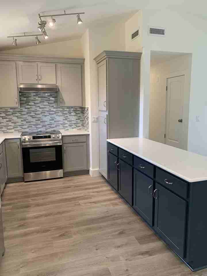 1425 Mixon Dr - Photo 5 of 16