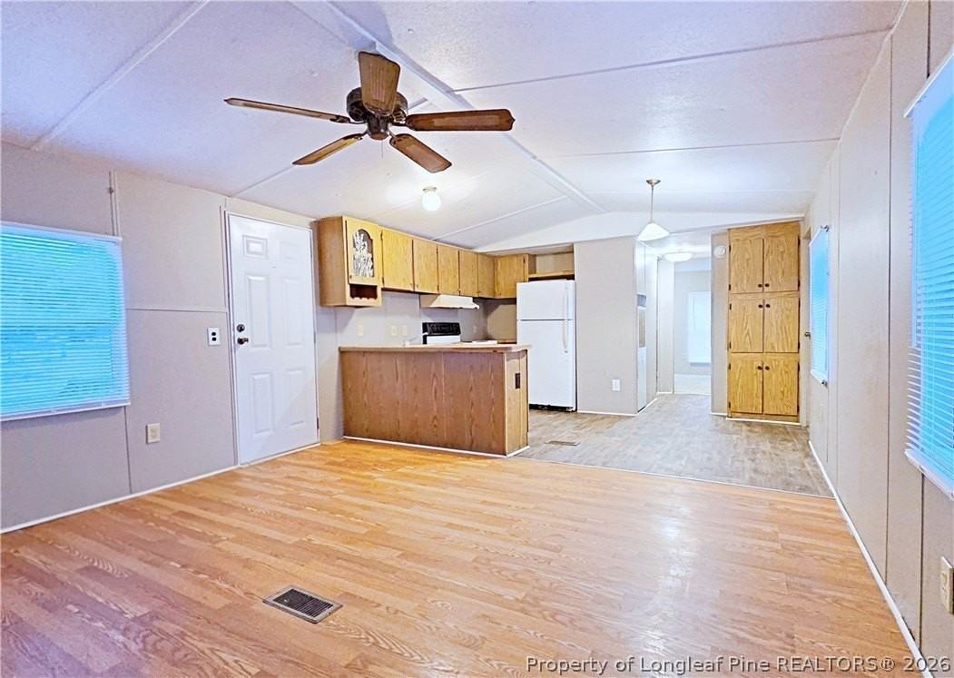 826 Rembrandt Dr - Photo 5 of 29