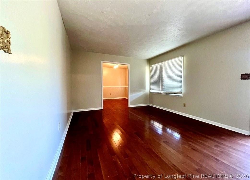 1319 Levy Dr - Photo 3 of 32
