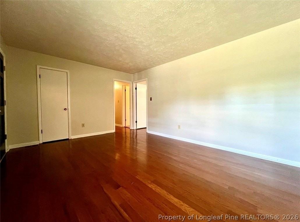 1319 Levy Dr - Photo 6 of 32