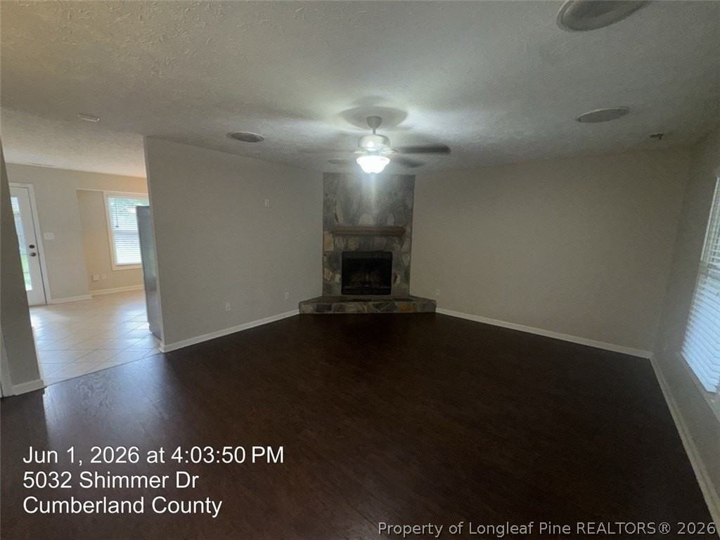 5032 Shimmer Dr - Photo 4 of 23