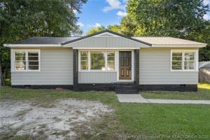 featured image of 821 Sandalwood Dr