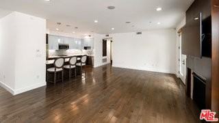 1304 Roxbury Dr #103 - Photo 5 of 8