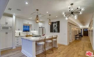 1524 N Sierra Bonita Ave - Photo 3 of 8