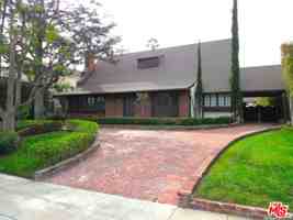 featured image of 605 Foothill Rd
