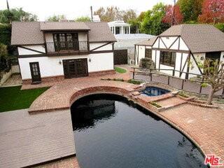 605 Foothill Rd - Photo 2 of 7